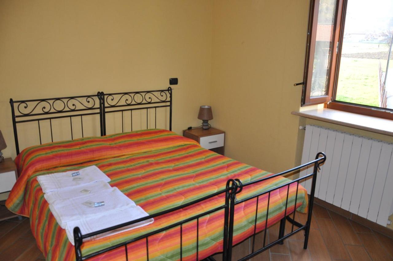 Locanda Dl'Angel Villar San Costanzo Kültér fotó